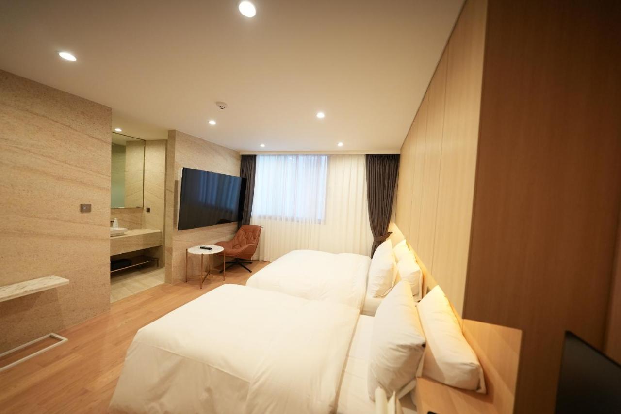 Amare Jongno Seoul